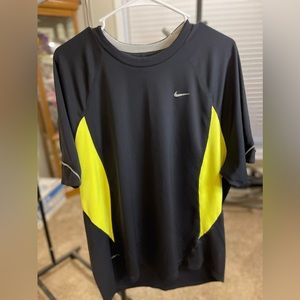Nike Dri-Fit Short Sleeve Shirt